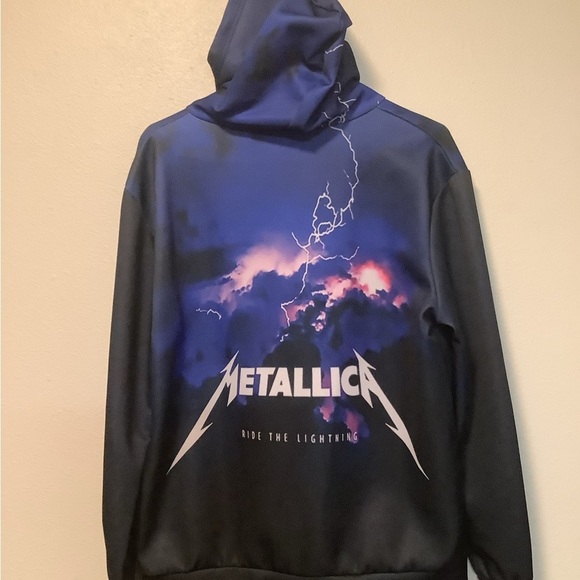 Metallica Ride The lighting blue hooded pullover size Large material tag missing - Picture 7 of 9